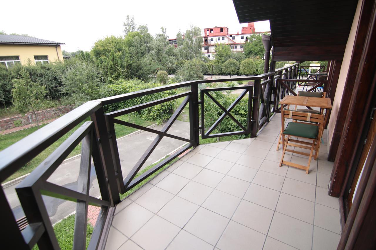 Chervona Kalina Kyiv Exterior foto